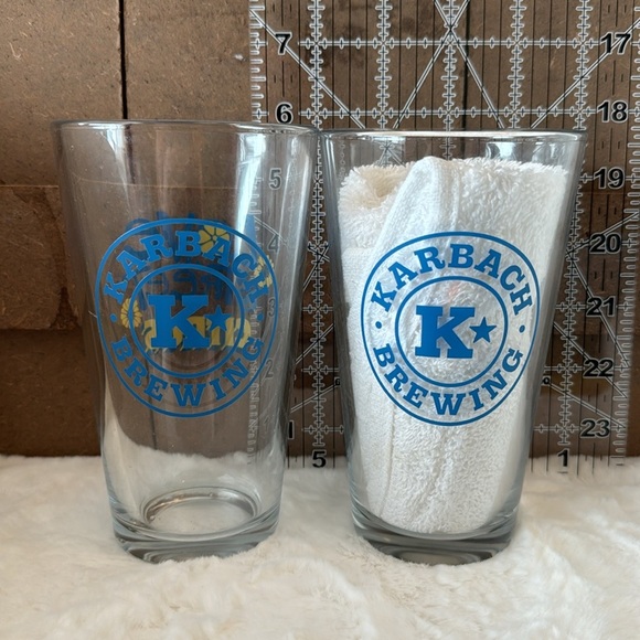 Karbach Brewing- 2 Pint Glasses - Picture 4 of 4